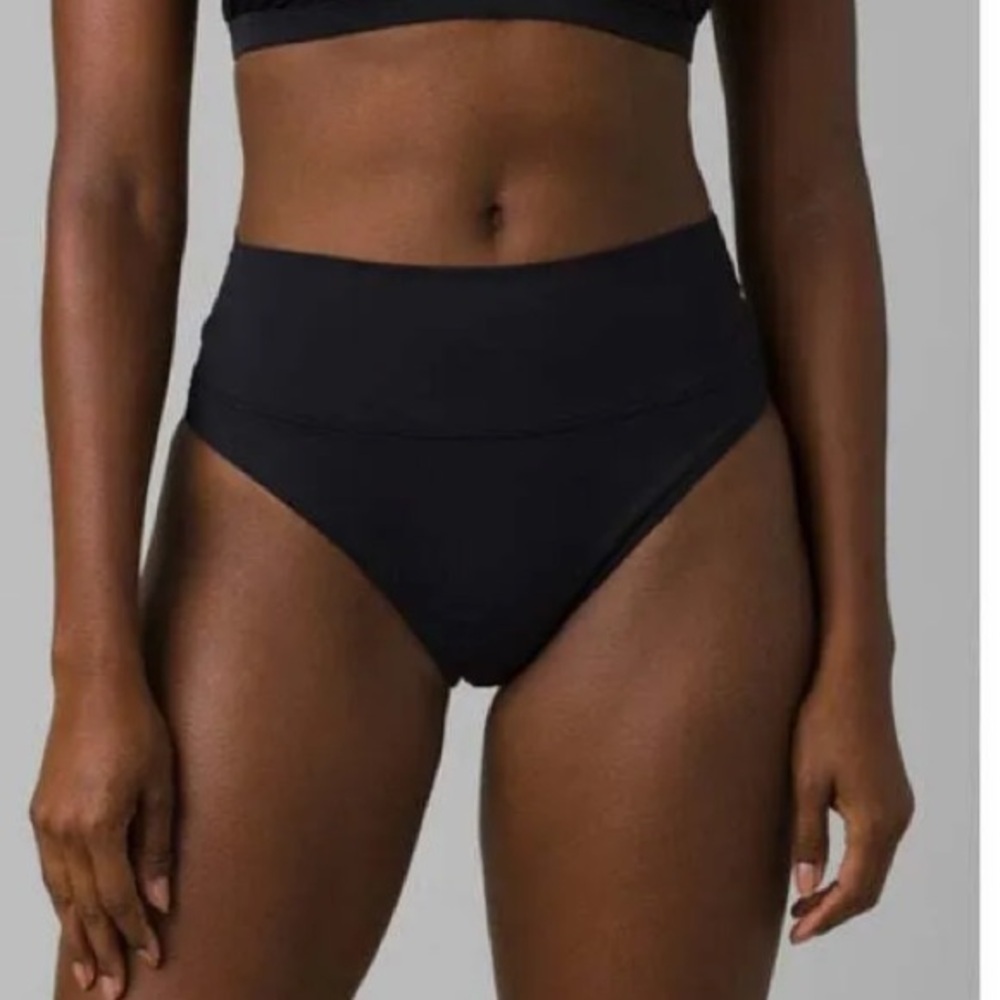 NWT Prana Black Aurelia Scrunchy Cheeky Bottom Womens Size XS UPF 50 Quick Dry - Picture 15 of 15